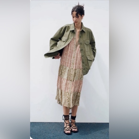 Zara Multi Pocket Jacket Small 
Khaki Military
95.0
Size: S | Zara
Worn once - Picture 4 of 12